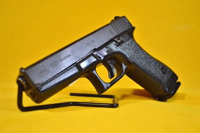 Glock 22 .40CAL  Detroit Police Dept 15+1  